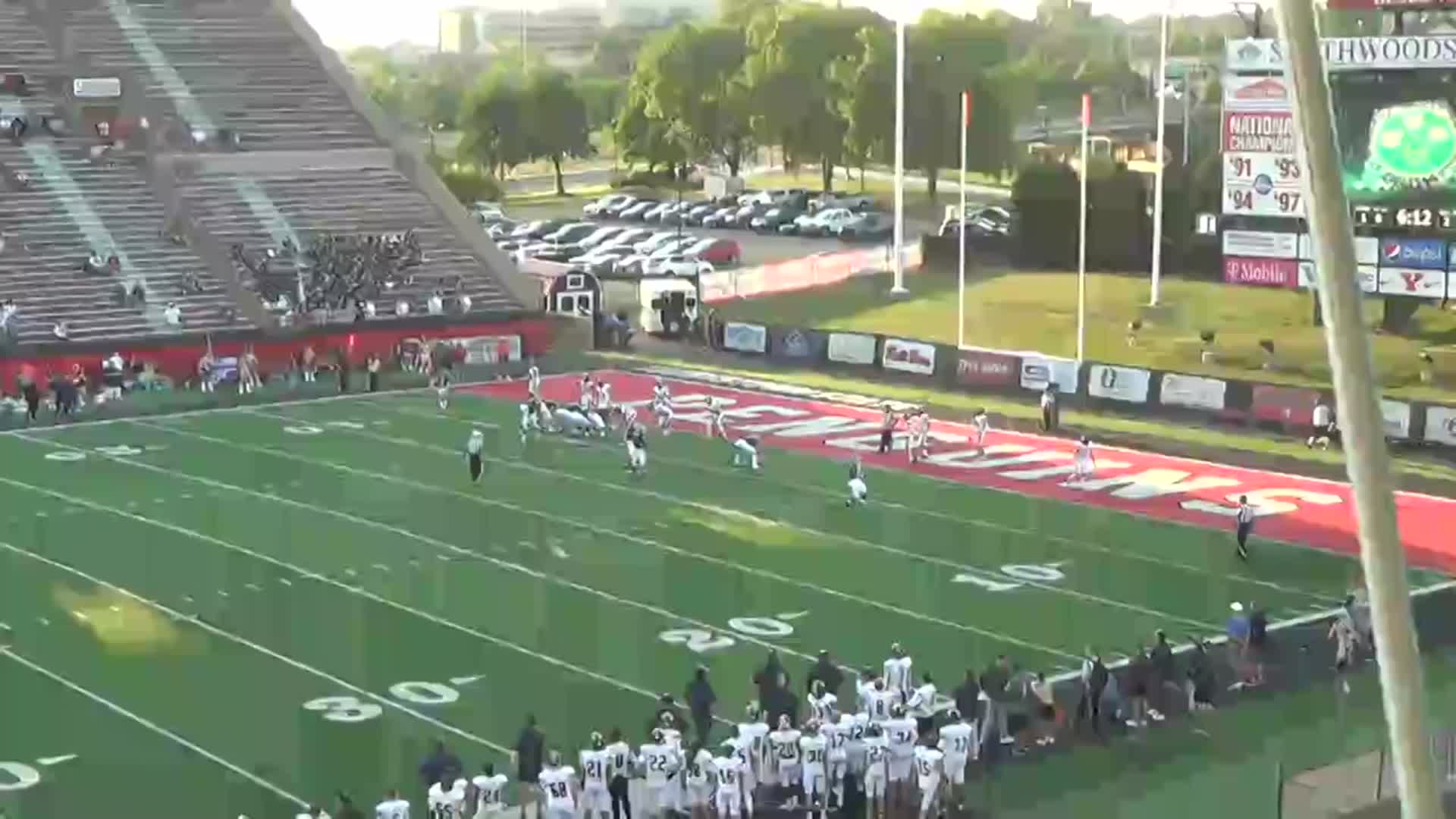 Videos Ursuline Fighting Irish (Youngstown, OH) Varsity Football